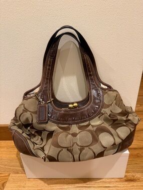 Vintage Coach Ergo Hand Bag Y2K Brown Signature Pleated FRAME Kiss lock 12232